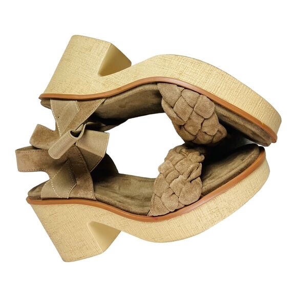 Pierre Dumas Wedge Sandals Womens Size 9 Taupe Faux Suede Slip On Ankle Straps - Picture 3 of 9